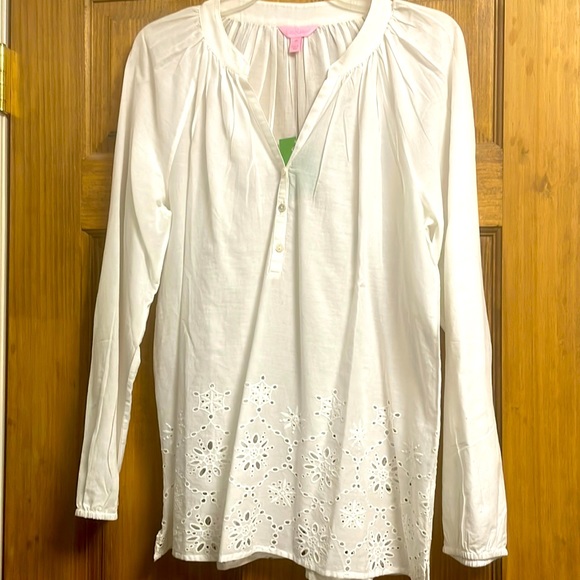 Lilly Pulitzer white cotton with design on the bottom NWT medium - Picture 1 of 6